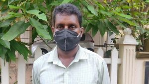 Dubai wife: నా భార్యకు ఉగ్రవాదులతో లింక్, పాకిస్తాన్ స్కూల్ లో ఉద్యోగం, కేసు పెట్టిన భర్త, షాక్ ! 