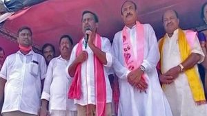 మల్లన్న ఆశీస్సులతో.. నామినేషన్ దాఖలు చేసిన గెల్లు శ్రీనివాస్ యాదవ్