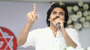 విశాఖకు పవన్ కళ్యాణ్ ... విశాఖ స్టీల్ ప్లాంట్ కోసం జనసేనాని సభ.. బీజేపీలో బిగ్ డిబేట్!!