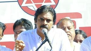 ఐపీఎస్‌లు ఒక క్రిమినల్‌కు సెల్యూట్ కొట్టడం బాధగా ఉంది-పరోక్షంగా జగన్‌ను టార్గెట్ చేసిన పవన్ కల్యాణ్