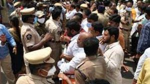 టీడీపీ కార్యాలయానికి పోలీసుల నోటీసులు - పది మంది గుర్తింపు..అరెస్ట్ : రంగంలోకి స్పెషల్ టీంలు..!!