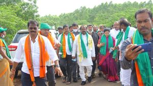 ఏపీకి ఒకటే రాజధాని, అది అమరావతి: చివరి వరకూ రైతులతోనేనంటూ బీజేపీ నేతలు