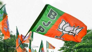 అమరావతి ఉధ్యమంలోకి బీజేపీ-21న పాదయాత్రలోకి ఎంట్రీ-రంగంలోకి అగ్రనేతలు