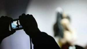 Child pornography: రంగంలో దిగిన సీబీఐ: ఏపీ సహా పలు రాష్ట్రాల్లో విస్తృత దాడులు