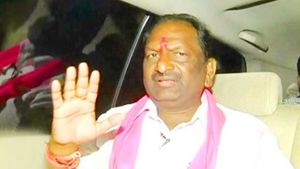 కొప్పుల ఈశ్వర్ కాంట్రవర్సీ కామెంట్స్: ఎంపీటీసీతో వ్యాఖ్యలు, ఈసీ విచారణకు కాంగ్రెస్ పట్టు