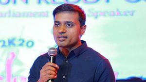 బాబు.. కుప్పం ప్రజలు దొంగ ఓటర్లా..? మిథున్ రెడ్డి విమర్శలు