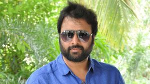 నారా రోహిత్ నిరసన - వైసిపి నేతలకు నోరెలా వచ్చింది : ఆ ఇద్దరి సమాధుల వద్ద...!!