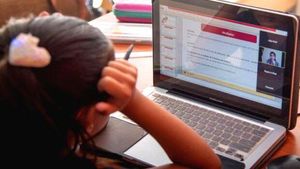 Online class: ఫేమస్ విద్యాసంస్థ, ఆన్ లైన్ క్లాసుల్లో పోర్న్ వీడియో ప్రత్యక్షం ?. ఐటీ హబ్ లో కలకలం! 