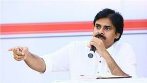 అమ్మకానికో బడి, ఏపీ సర్కార్‌పై పవన్ కల్యాణ్ విసుర్లు