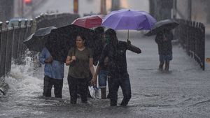  Severe Rainfall Alert:మళ్లీ ఆ 4 జిల్లాలే టార్గెట్.. బెంబేలెత్తుతున్న జనం
