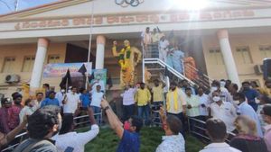 tdp protests : వైసీపీపై భగ్గుమంటున్న టీడీపీ- రాష్ట్రవ్యాప్త నిరసనలు-నేతల హెచ్చరికలు