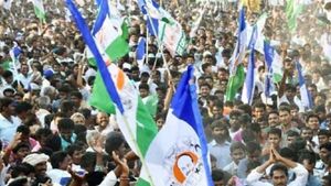 11 మంది వైసీపీ ఎమ్మెల్సీలు ఏకగ్రీవం- సభలో 32కు పెరిగిన మెజార్టీ : ఎవరి బలం ఎంత..!!