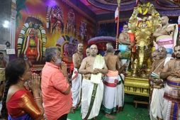  గజవాహనంపై పద్మావతి అమ్మవారు దర్శనం.. తరించిన భక్తులు 