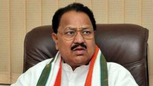 హస్తమే నేస్తం: కాంగ్రెస్ గూటికి డీఎస్..? ఖరారు కానీ ముహూర్తం.. ఎంపీ పదవీ