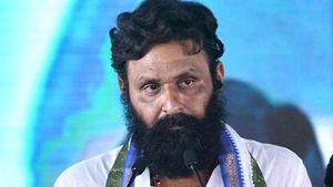 అబ్బ.!రోత.!కొడాలి నాని గొంతు వినలేకపోతున్నాం.!విసుగెత్తి పోతున్న జనాలు.!ఢిల్లీ బేస్డ్‌ వెబ్‌సైట్‌ తాజా సర్వే.!