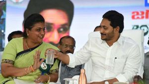 YS Jagan birth day: సంచలన నిర్ణయాన్ని తీసుకున్న రోజా: ఏకంగా గ్రామాన్నే..