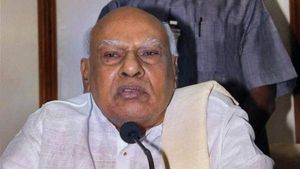 గుంటూరు జిల్లాకు రోశయ్య పేరు..? పెట్టాల్సిందేనని డిమాండ్.. మరీ సీఎం జగన్