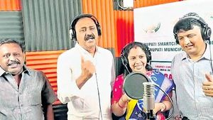 వైసీపీ ఎమ్మెల్యే పాట - అధికారుల కోరస్ : మోత పుట్టిస్తోంది- జాతీయ స్థాయిలో...!!