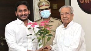 గవర్నర్ కు జగన్ పరామర్శ- కోవిడ్ నుంచి కోలుకోవడంతో-  విశ్రాంతి తీసుకోమని సూచన