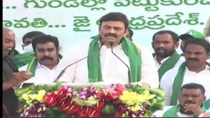 తిరుపతిలో అమరావతి సభ- చంద్రబాబు, నారాయణ, రఘురామ-రాజధాని మారదని భరోసా