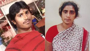 Aunty: కూతురు మొగుడితో అత్త ?, అర్దరాత్రి మద్యం మత్తులో అల్లుడు, ఒకేఒక్కసారి అంటూ, మొత్తం రివర్స్ !