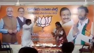 ఆరేసుకోబోయి పారేసుకున్నాను: చీప్ లిక్కర్‌తో బోర్లా: పార్టీ ఆఫీస్‌లో చీప్‌గా: ఈ ఏపీ బీజేపీకి ఏమైంది