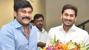 సీఎం జగన్ తో మెగాస్టార్ భేటీ - 