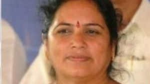 టీడీపీకి షాక్: వైయస్సార్సీపీలో చేరిన శోభా హైమావతి, మరో మాజీ ఎంపీ కూడా