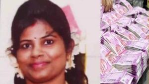  Illegal affair: కారు డ్రైవర్ తో బిజినెస్ మ్యాన్ భార్య ఎస్కేప్, కోటీశ్వరుడిని వదిలేసి, వాడే కావాలి ! 