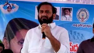 సినిమా వాళ్లకు సీఎం జగన్ గుర్తున్నారా - కోట్లు సంపాదించి అక్కడే... : ఎమ్మెల్యే పసన్న కుమార్ ఫైర్..!!