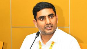 ఇదేంటి జగన్.. హామీలు తీర్చాలని అడిగితే అరెస్టులా..? నారా లోకేశ్ ఫైర్