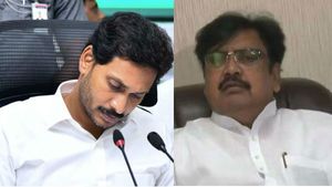  కరివేపాకులా వాడి..వదిలేసి, సవాంగ్ ఇష్యూపై వర్ల రామయ్య.. జగన్‌పై ఫైర్