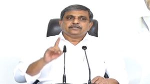 ముందస్తు ఎన్నికలపై సజ్జల క్లారిటీ - వైసీపీ వైపే వారి చూపు : కేబినెట్ విస్తరణ ఎప్పుడంటే..!!