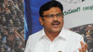 నాయకుడిని మెప్పించి పదవీ తెచ్చుకోవాలే.. నొప్పించి కాదు.. మంత్రి అంబటి రాంబాబు