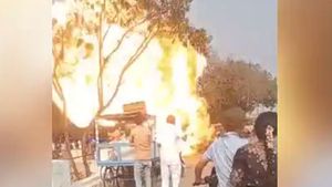 Viral Video: 387 కి.మీ నాన్‌స్టాప్‌గా డ్రైవ్.. పేలిన బుల్లెట్ బండి.. ఎక్కడ అంటే