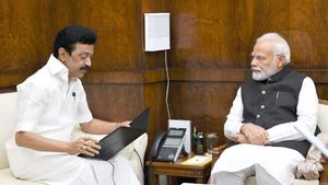 Request; శ్రీలంక తమిళ ప్రజలను ఆదుకుందాము సార్, పరిస్థితులు బాగాలేవు, ప్రధాని మోదీకి స్టాలిన్ మనవి ! 