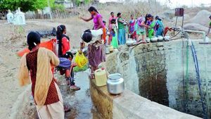 దాహమో రామచంద్రా.. గుక్కెడు నీళ్లు లేక అవస్థ, ఉమ్మడి జిల్లాలో పరిస్థితి ఇదీ