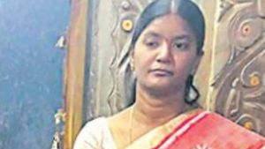 నిత్యపెళ్లికూతురు: ఒకరికి తెలియకుండా మరొకరితో, మూడు పెళ్లిళ్లు, భారీగా డబ్బులు డిమాండ్