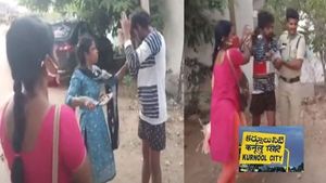 మళ్లీ చేస్తావా ఇలా.. యువకుడిపై యువతి దాడి.. అడ్రస్ కనుక్కొని మరీ అటాక్