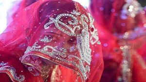 షాక్: పుట్టినరోజు వేడుకలంటూ 12ఏళ్ల బాలికకు 35ఏళ్ల వ్యక్తితో బలవంతపు పెళ్లి, ఏం జరిగిందంటే?