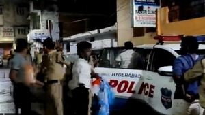 రాహుల్ ఆఫీస్ ధ్వంసం: ఎస్ఎఫ్ఐ కార్యాలయంపై ఎన్​ఎస్‌​యూఐ కార్యకర్తల దాడి