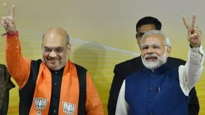 తెలంగాణ ప్ర‌జ‌ల‌కు ఢిల్లీ నుంచి మంచి గిఫ్ట్ తీసుకువ‌స్తున్న న‌రేంద్ర‌మోడీ, అమిత్ షా?