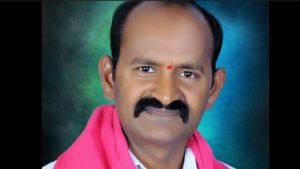 సీఎం కేసీఆర్, అనిల్ కూర్మాచలంకు రాధారపు సతీష్ కృతజ్ఞతలు