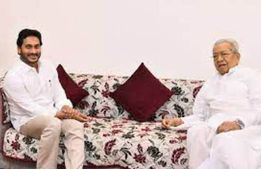  గవర్నర్‌తో సీఎం జగన్ దంపతుల భేటీ.. కీలక అంశాలపై చర్చ
