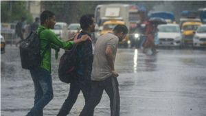 Rain alert: ఏపీ, తెలంగాణ జిల్లాల్లో మరో నాలుగు రోజులపాటు భారీ వర్షాలు