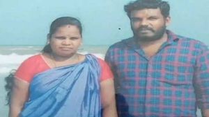 Doubt: పెళ్లి జరిగిన ఏడాది హ్యాపీ, పంచాయితీలు, భర్తకు డౌట్, భార్యను కట్టేసి కత్తితో పొడిచి ?, నేరుగా వెళ్లి ! 