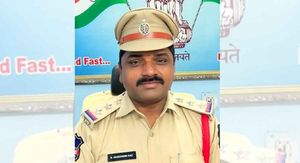 సీఐ నాగేశ్వరరావు లీలలు, బీఎండబ్ల్యూ కారు ఇవ్వని వైనం, వైద్య పరీక్షలు పూర్తి, కోర్టుకు తరలింపు