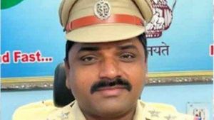 తుపాకీ పెట్టి వివాహితపై రేప్: మాజీ సీఐ నాగేశ్వరరావు కేసు రిమాండ్ రిపోర్టులో సంచలన విషయాలు