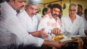 ఒక్కొక్కటిగా అన్న క్యాంటీన్ల పునరుద్ధరణ-అమల్లోకి టీడీపీ వ్యూహం-వ్యతిరేకతతో వైసీపీ వెనక్కి ?
