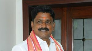 పయ్యావుల సెక్యూరిటీ విత్ డ్రా - గన్ మెన్లు వెనక్కు : టీడీపీ కౌంటర్ షురూ..!!